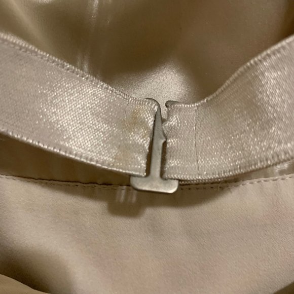 Alice + Olivia - Maggie Sequin and Silk Dress - Picture 10 of 10